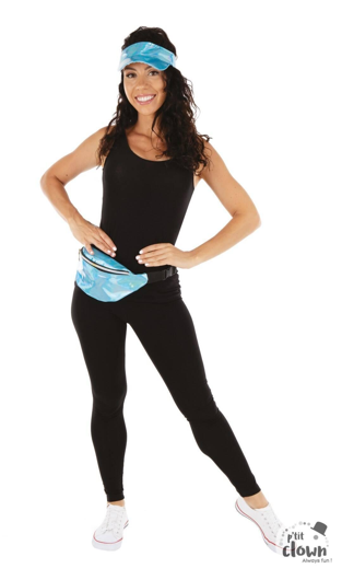 80s cap and waist bag in blue metallic