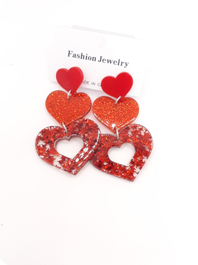 Boucles d'oreilles en forme de cœurs rouges