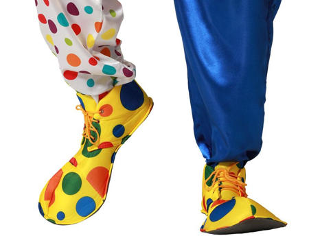 Chaussures de clown avec des boules en tissu