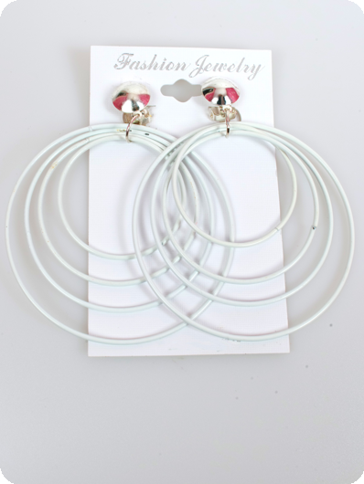 Disco earrings white