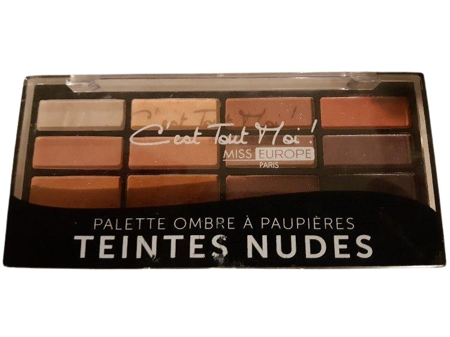 Eyeshadow palette No. 03 nude shades