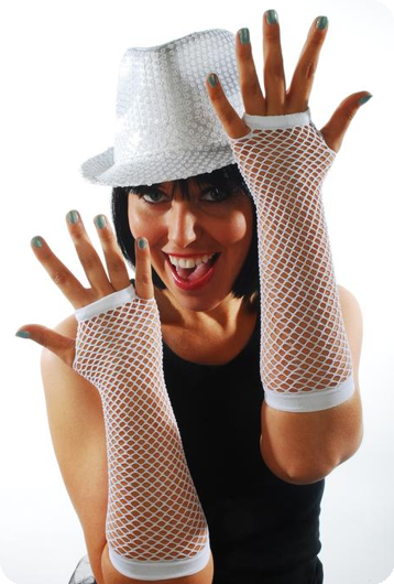 Fishnet gloves white