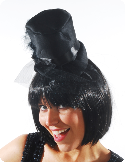 Hoedje topper zwart op diadeem burlesque