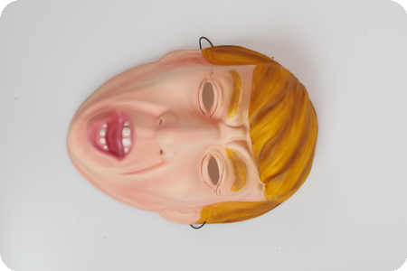Masker Trump foam