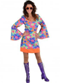 Robe hippie des années 70 avec des fleurs de marguerite